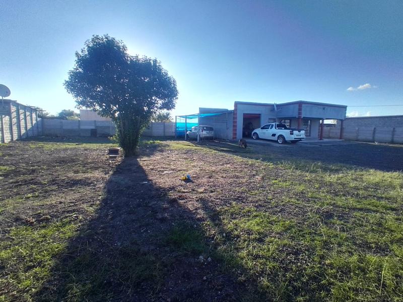 2 Bedroom Property for Sale in Lekgalong North West